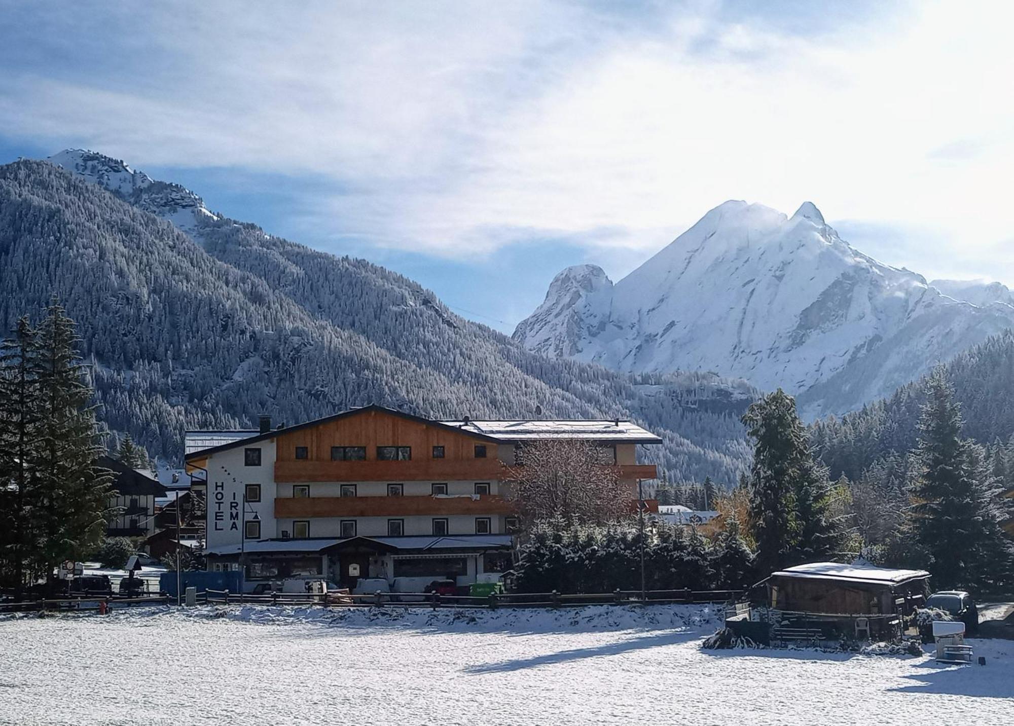 Dolomiten Hotel Irma Canazei Dış mekan fotoğraf